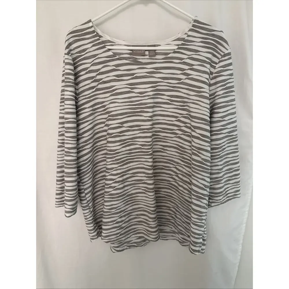 Chicos Top Womens Size 3 Striped Wave Textured 3/4 Sleeve Round Neck Gray/Taupe